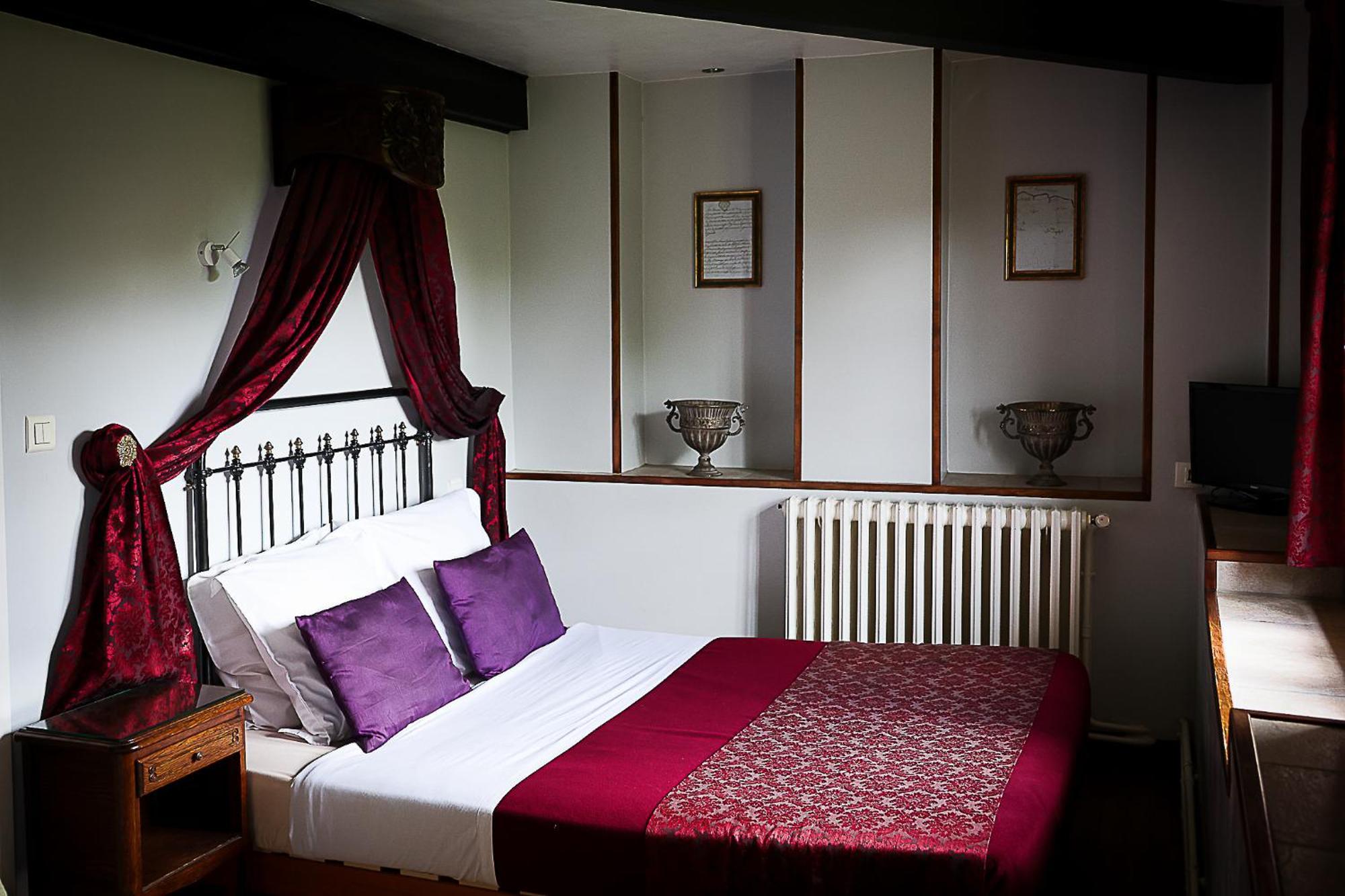 Manoir Xv Domaine De Peyrafort 3* Tulle